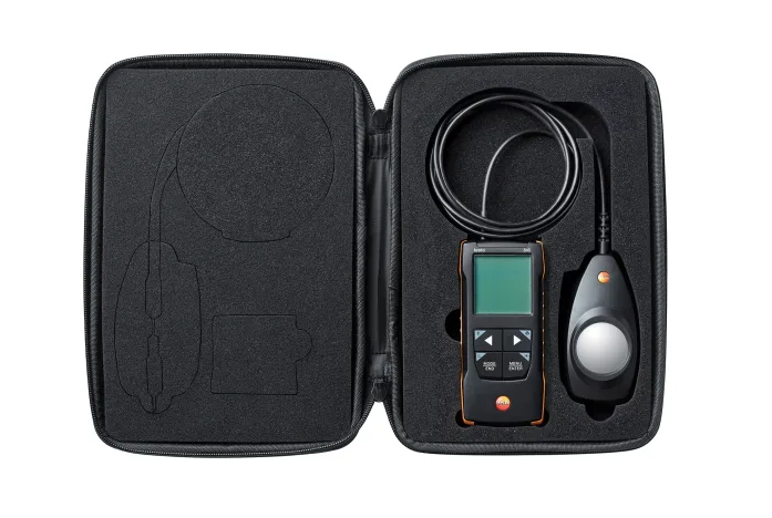 Testo 545 - Luxómetro Digital y con conectividad Bluetooth a la App